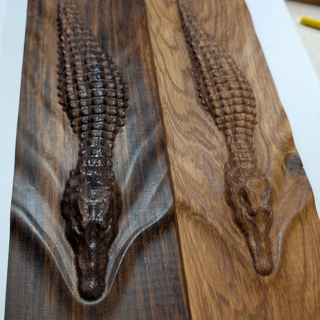 Sculpture de Crocodile en Bois